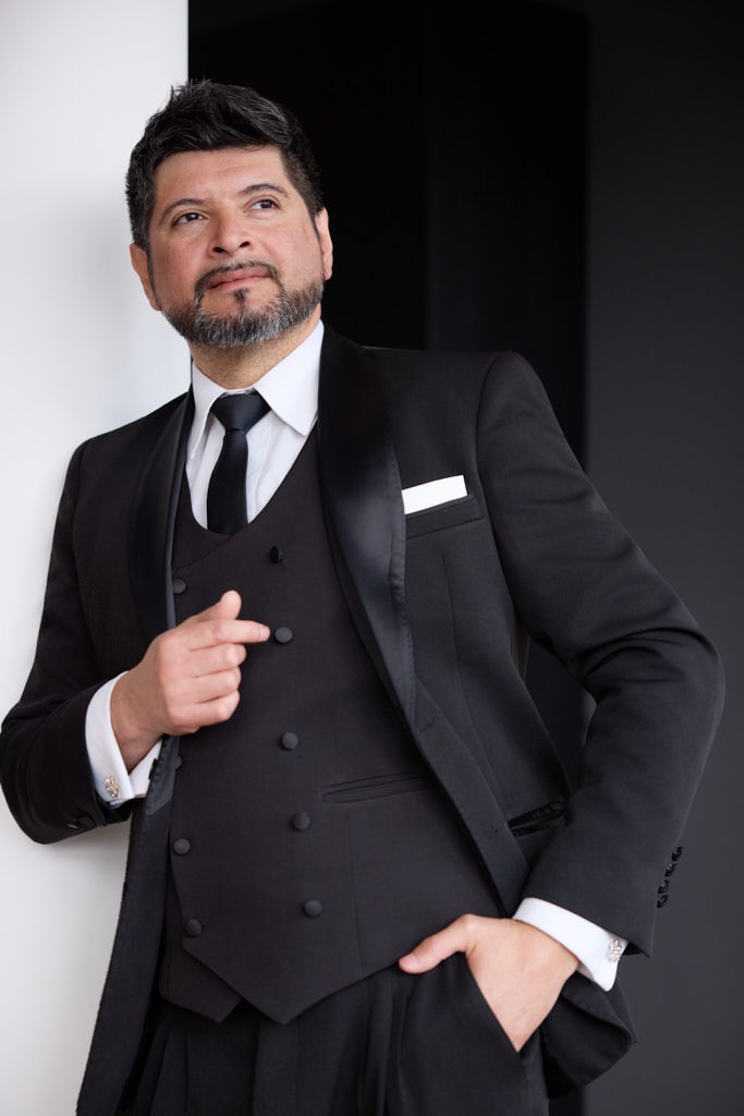editorial-portrait-businessfotograf-magdeburg-artistic-director-cristian-correa